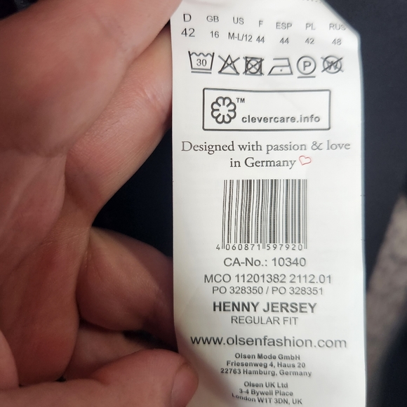 Olsen Women's Black Zip-Up Sweater Jacket - Picture 3 of 4